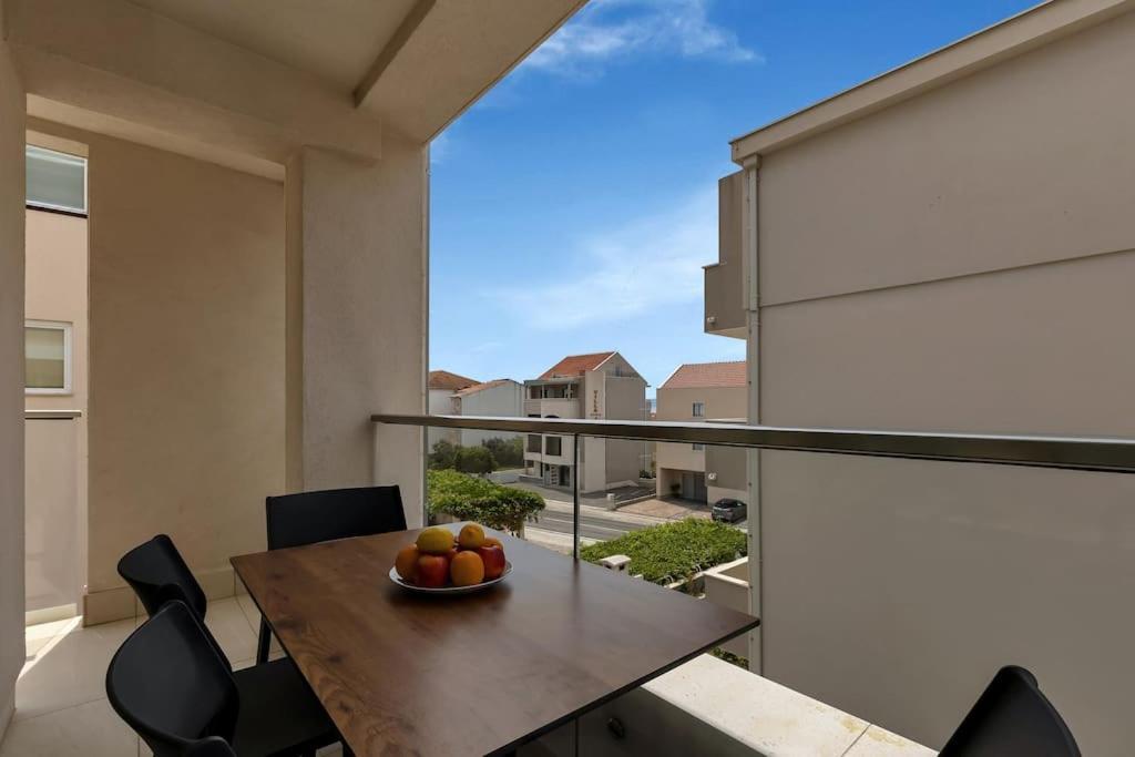 Apartment Dals - Makarska Exklusiv Tučepi Buitenkant foto